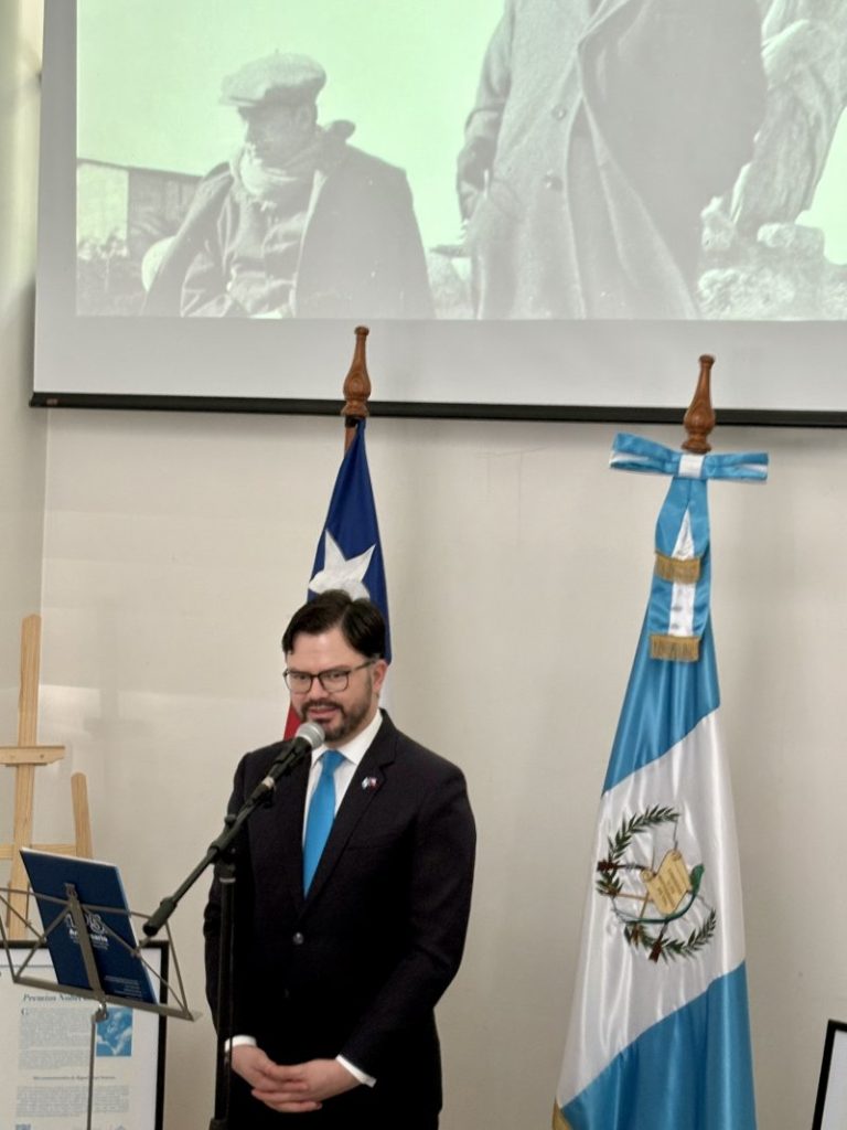 cultura-fundacion-neruda-guatemala-y-chile-2025_11