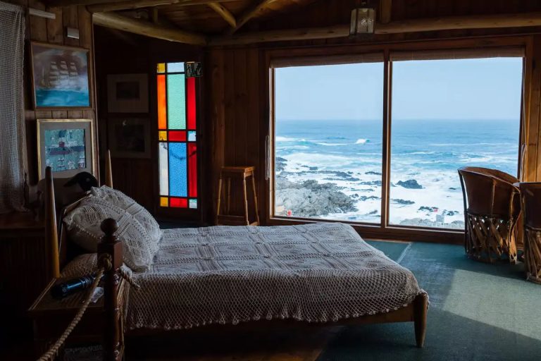 cultura-fundacion-pablo-neruda-isla-negra-foto-rafa-perez-national-geographic