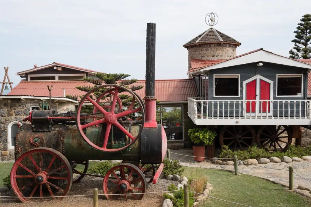 cultura-fundacion-pablo-neruda-isla-negra-foto-rafa-perez-national-geographic_2