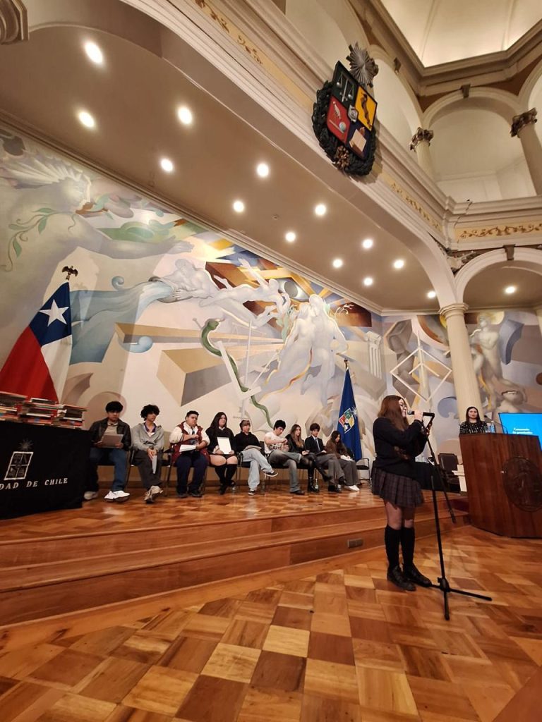 cultura_fundacion_pablo_neruda_ceremonia_premiacion_concurso_poesia_juvenil_2025_abril_2026_20