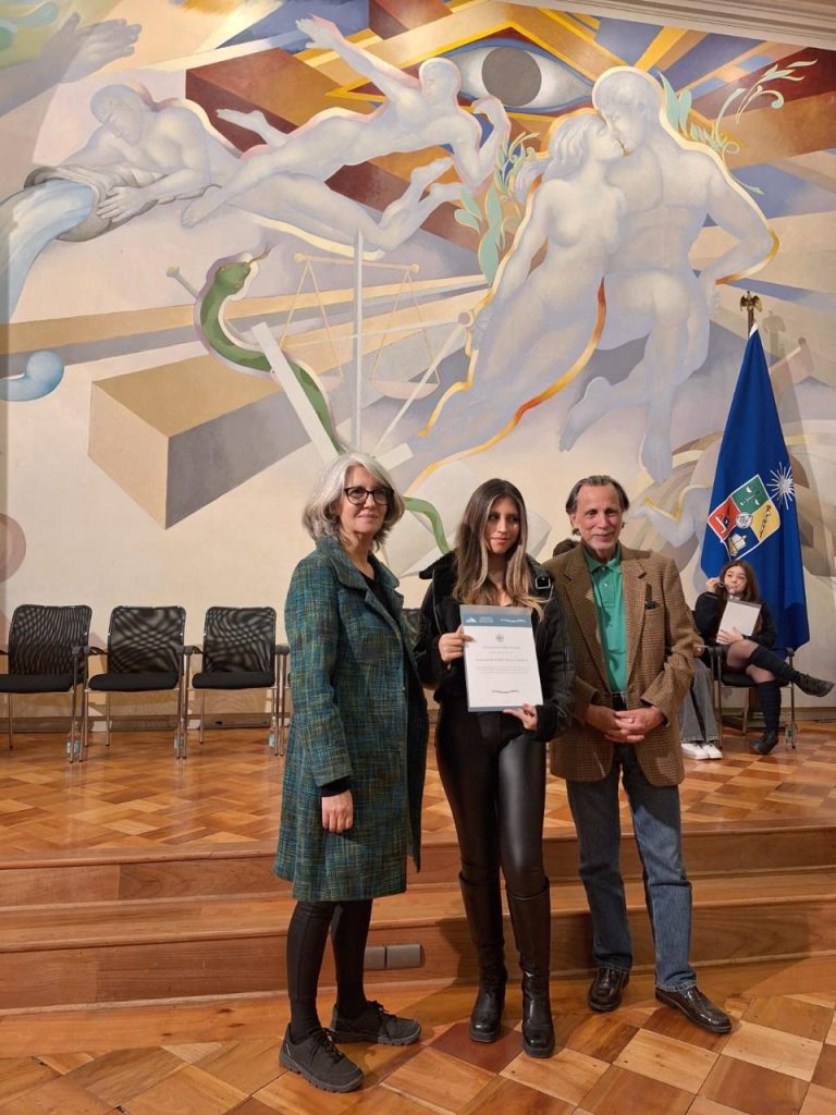 cultura_fundacion_pablo_neruda_ceremonia_premiacion_concurso_poesia_juvenil_2025_abril_2026_25